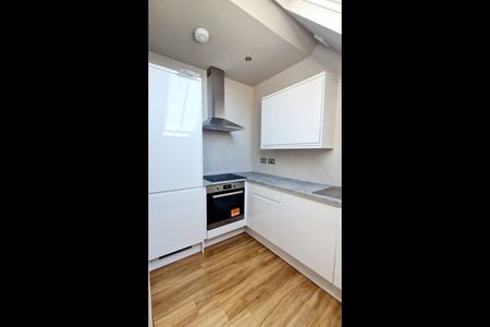 1 Bed Flat, Gibson House, CH44 - Photo 4