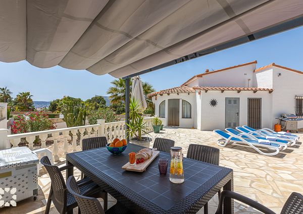 Rent villa NANI