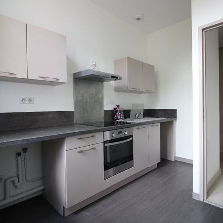 Appartement T2 proche DENIS DUSSOUBS - Photo 3