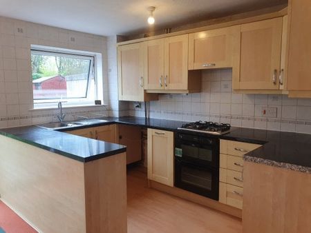 Selwyn Gardens, Boyatt Wood - Photo 4