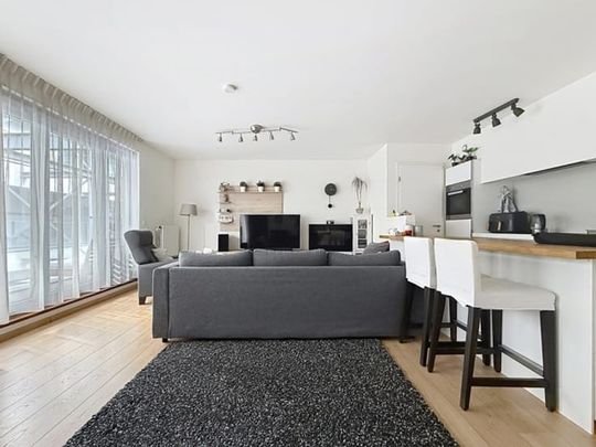 Appartement te huur - Photo 1