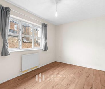 3 bedroom terraced house to rent - Photo 6