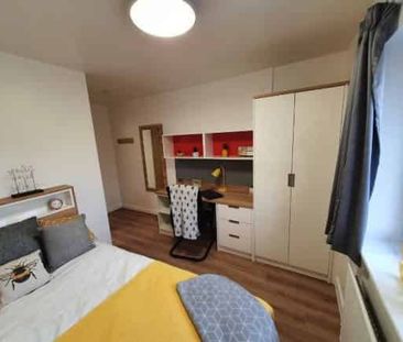 Bronze Studio - Photo 6