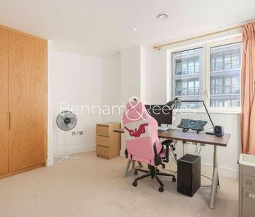 Winchester Square, Surrey Quays, SE8 - Photo 4