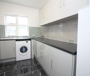 2 Bedroom Flat To Let - Photo 6