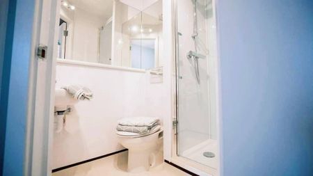 1 bedroom private hall to rent - Photo 5