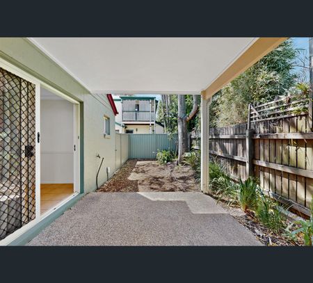 9/23 Norman Street, Annerley, Qld 4103 - Photo 2