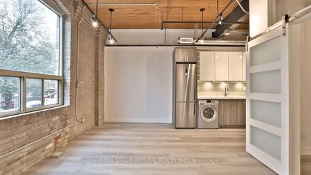 34 Noble Street , #302 - Photo 2