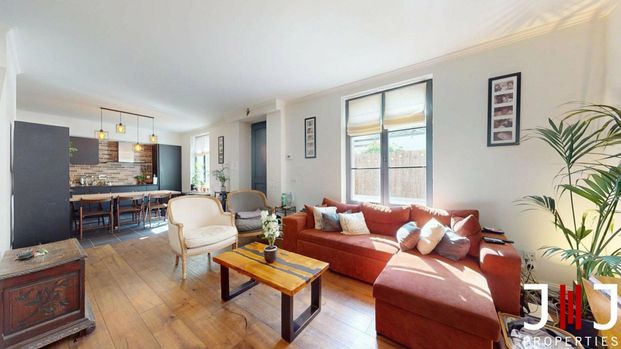 House for rent - Photo 1