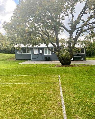 Tidy, private 2bedroom cottage, mildly rural - Photo 3