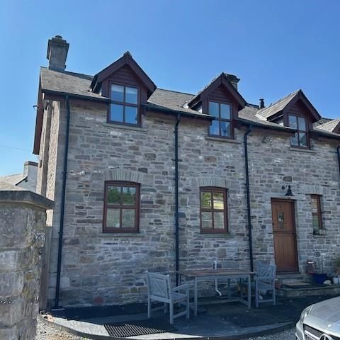 4 bedroom detached house to rent - Photo 1