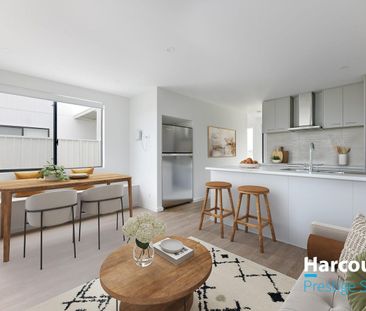 Brand New Townhouse Living in Hilbert's Sienna Wood Estate. - Photo 1