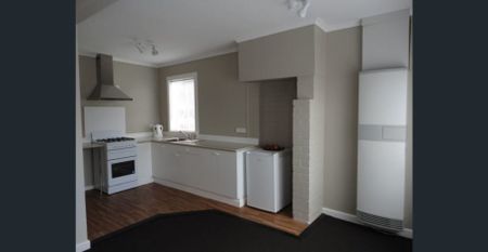 69 Vary Street, Morwell, Vic 3840 - Photo 2