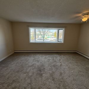 REDWOOD APARTMENTS - 3 - Photo 2