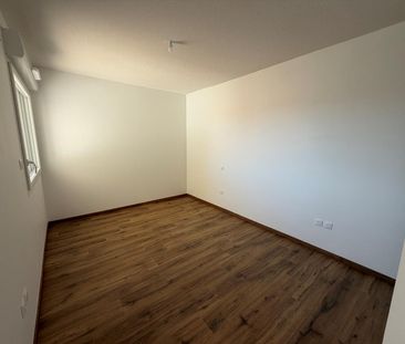 location Appartement T2 DE 47m² À CASTELGINEST - Photo 3