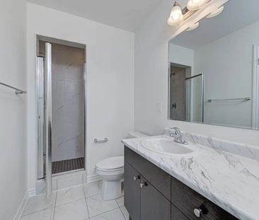 For Lease - 440 Remembrance Road, Brampton, Ontario - Photo 6