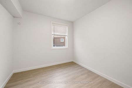 For Lease - 531 Runnymede Road Unit# 2, Toronto, Ontario - Photo 2