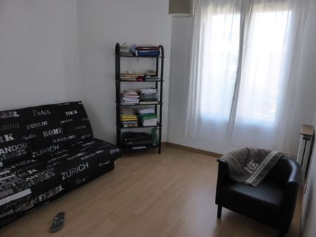 LOCATION APPARTEMENT 3 PIECES - SAINT GRATIEN - Photo 4