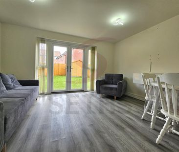Broomfield Crescent, LE4, Leicester - Photo 2