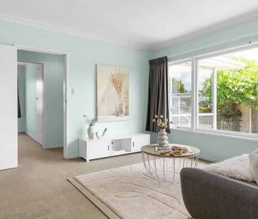 58 Vardon Road - Photo 2