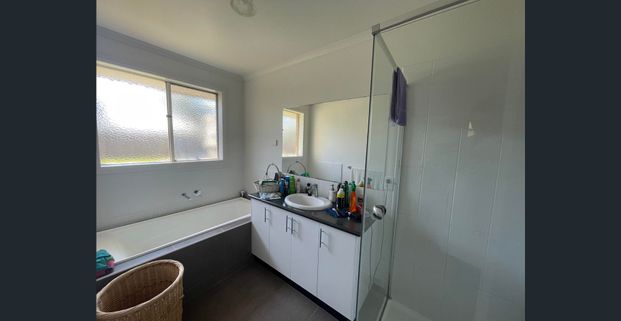 Perfect Location!! - Photo 1