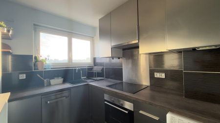 Appartement a louer Paris - Loyer €1 580/mois charges comprises ** - Photo 3