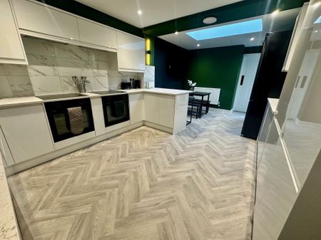 Highfield Road, Bournemouth - Photo 5