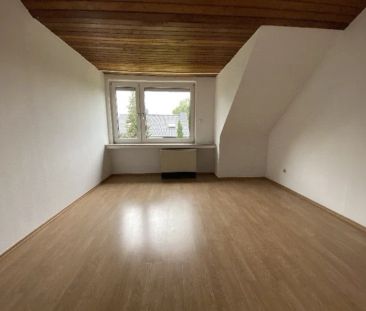 Kaarst, gemütliche 3-Zimmer-DG-Wohnung mit schönem Ausblick und Gar... - Photo 6