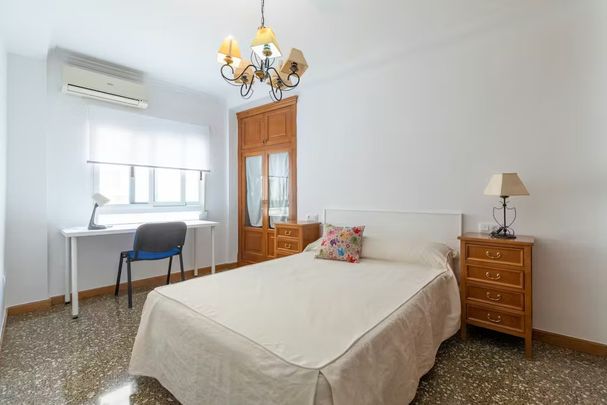 Carrer de Cebrián Mezquita, Valencia, Valencian Community 46007 - Photo 1