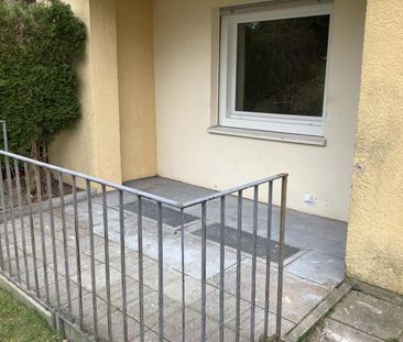 Bezugsfertig 3-Zimmer-Erdgeschoßwohnung mit Terrasse ! - Foto 1