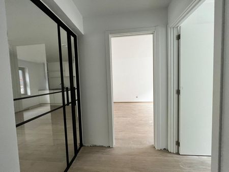 Centraal gelegen, gelijkvloers nieuwbouwappartement - Foto 2