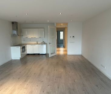 Appartement te huur: Mary van der Sluisstraat 372 1095 ME Amsterdam - Photo 1
