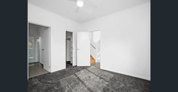 Brand new townhouse living - Photo 1