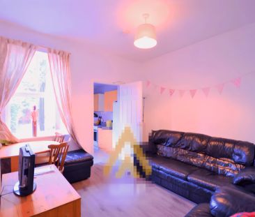 3 Bedroom 1 Bathroom - Photo 3