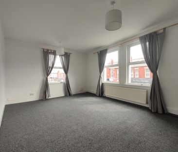 2 Bed Flat, Liscard, CH45 - Photo 3