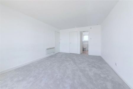 2 bedroom penthouse to rent - Photo 4