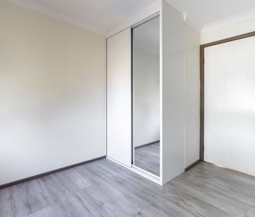 LOCATION, LOCATION, LOCATION !!! - Photo 1