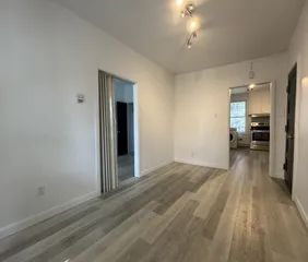 1 room apartment of 52m² in Montreal - Photo 1