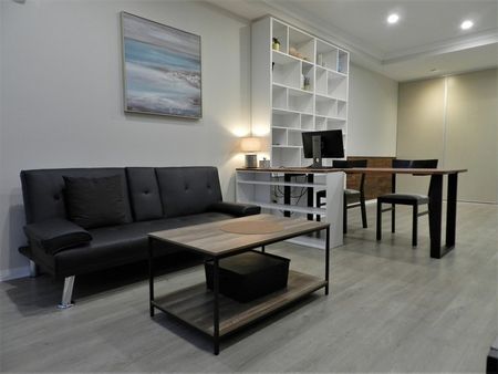 11/109-113 George Street PARRAMATTA - Photo 2