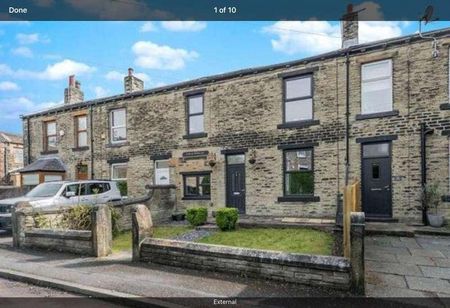 Grove Terrace, Birkenshaw, Bradford, West Yorkshire, BD11 - Photo 3