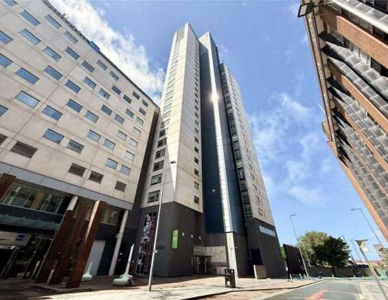 1 Bed Flat, Beetham Tower, L3 - Photo 1