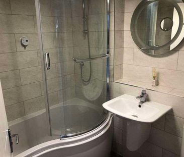 Ronald Court, Oakwood Road, Bricket Wood, St. Albans, Hertfordshire... - Photo 1