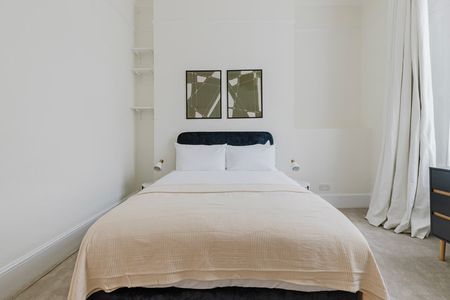 Russell Road - Photo 4