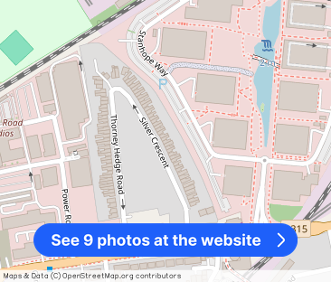 Silver Crescent, Chiswick - Photo 1