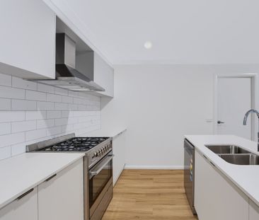 Brand-New Living, Just Steps from Thurgoona Plaza - Photo 6