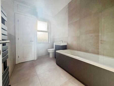 4 bedroom terraced house to rent - Photo 4