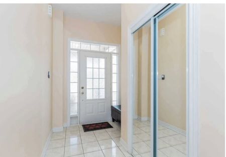 For Lease - 21 Palm Tree Road, Brampton, Ontario - Photo 2