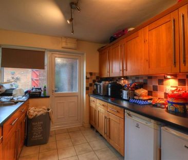 Apple Tree Road, Pershore - Photo 5