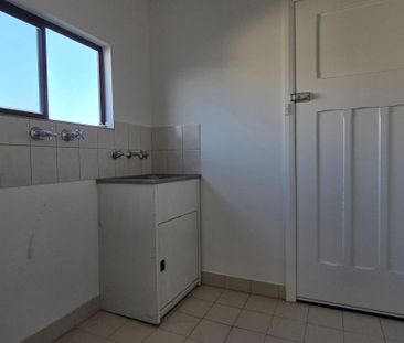 Two Bedrooms - Central Location - Photo 6