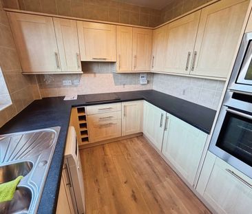 Gridiron Place, Upminster, RM14 - Photo 4